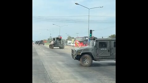 Soldados tailandeses refuerzan frontera con Camboya
