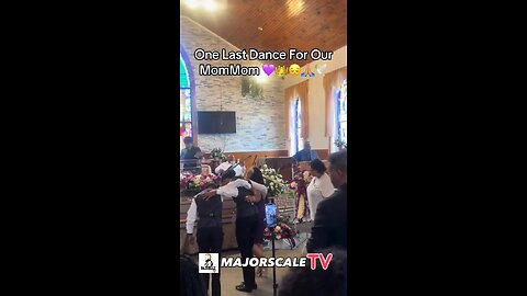 Sending Mama home with a dance 💃🏽🕺🏾🕺🏾 praise break funeral home service