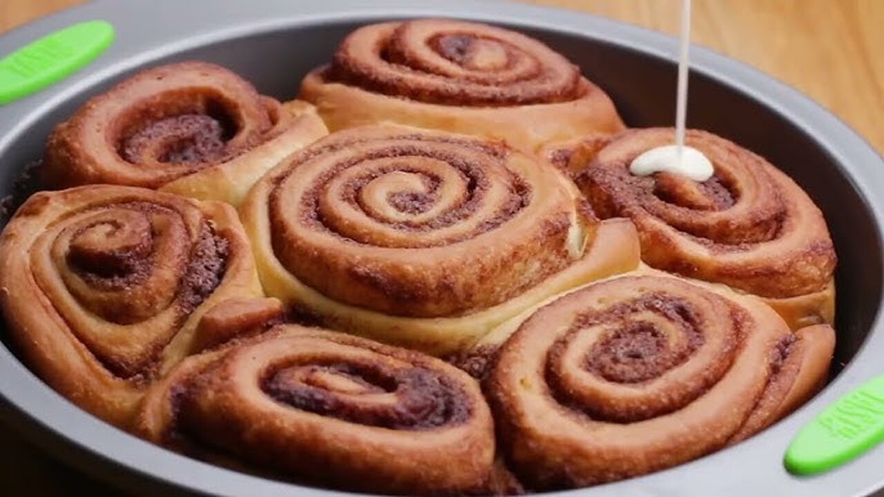 4 Easy & Delicious Holiday Desserts