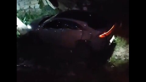 Google Map crashed.. Car fell off the bridge