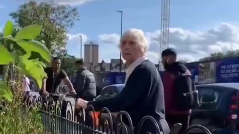 The old British lady has had enough: "This is Britain, not Bangladesh. Go back to your homes!"