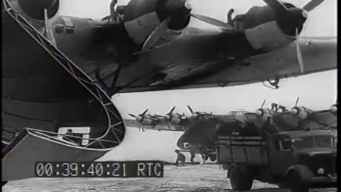 ACTION ON RUSSIAN FR... - ACTION ON RUSSIAN FRONT; GERMANS BRING UP REINFORCEMENTS IN - 428-npc-4189