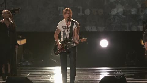 To Love Somebody (Bee Gees cover) – Keith Urban (live)