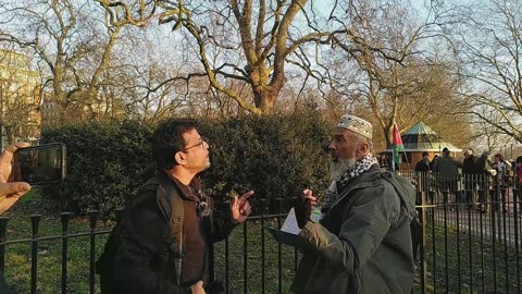 Trinitarian And Muslim Doing A Bad Job Of Getting Their Points Across At Speakers Corner