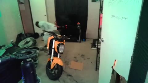 Yoobles is accelerating the meta (gun in door)