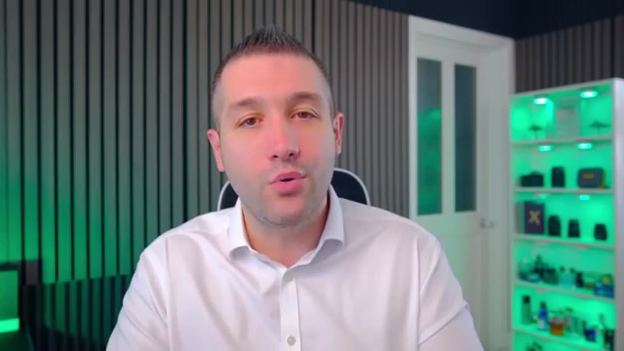 EU Demands Article 5 Protection For Ukraine BUT Who's Keeping Europe Safe?