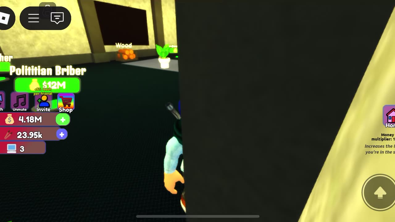 a little Roblox video on phone