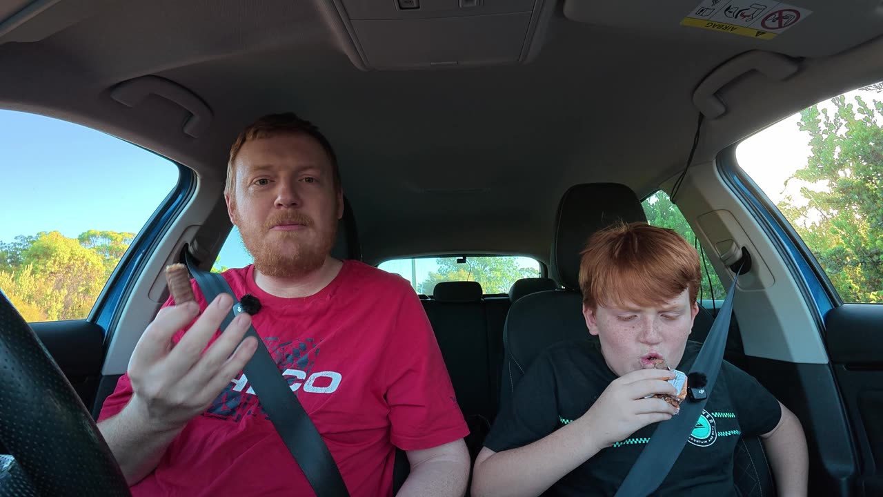 Twix Snickerdoodle Cookie Bar Review