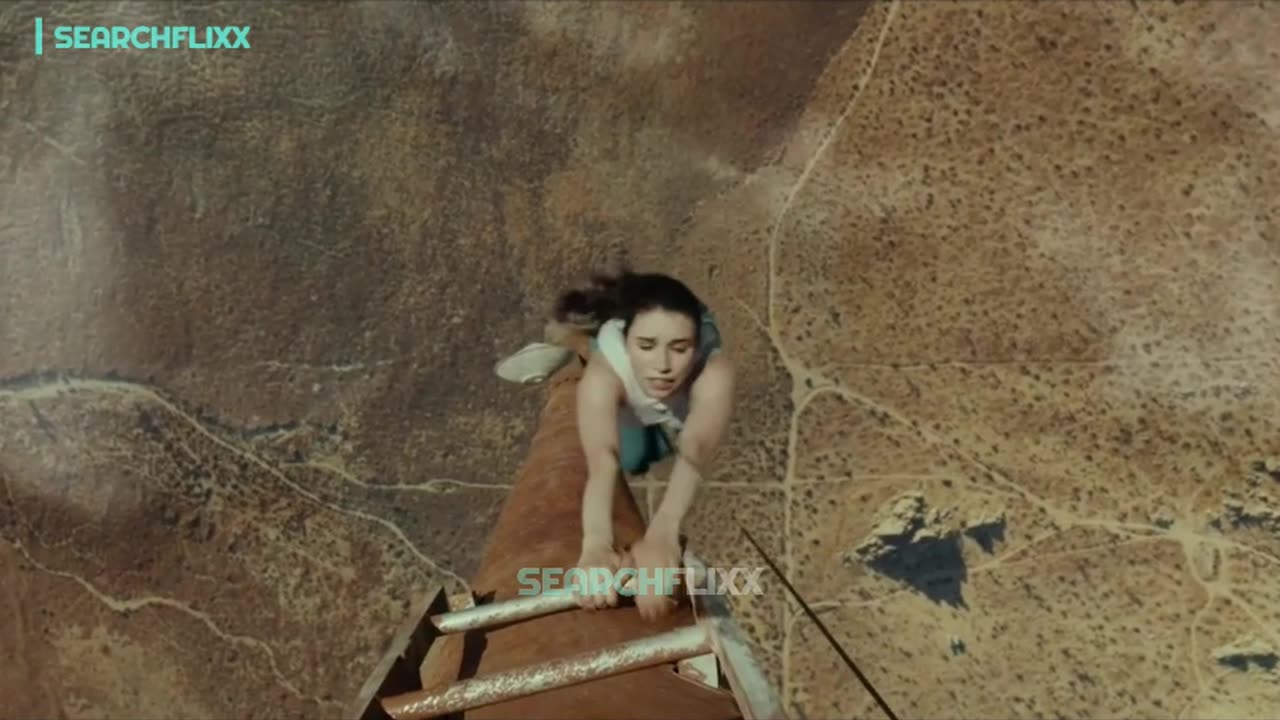 Two girls climb 2,000 feet then THIS happens 😱