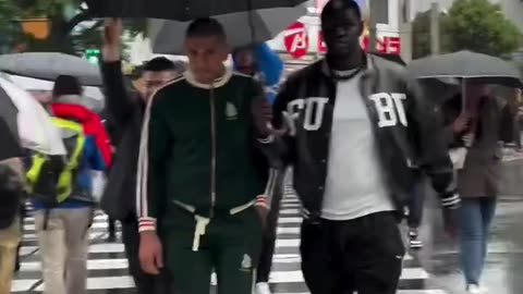Alex Pereira Makes People Carry Umbrella for Him