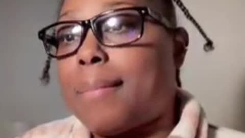 PUMKEN GOING IN ON DREBABY WHO JUMPS IN HER BOX