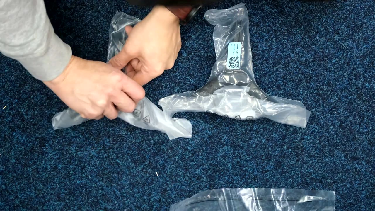 Samsung 32Q50A 32" QLED Unboxing, Setup and 4K HDR Demos Q50A