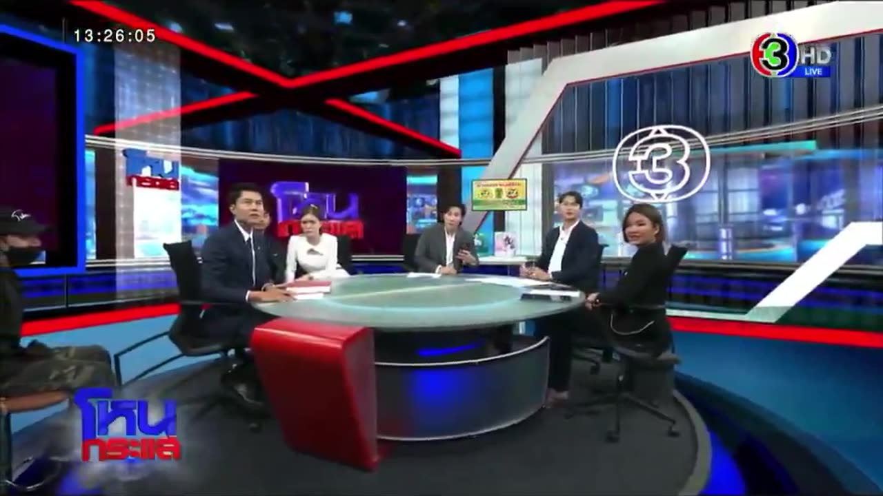 Temblor en set de televisión en Tailandia
