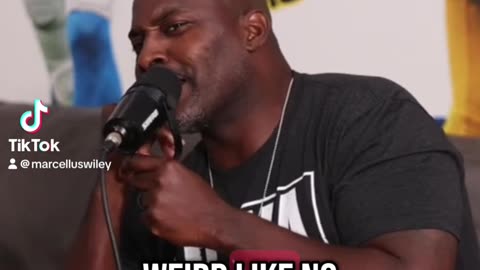 Are My Clothes Telling You MY Sexuality?!