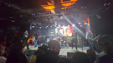 King of the hill ( live)