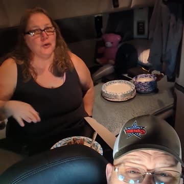 Can we make today our independence day #reallifetrucker #election #truckinlifestyle #truckinamerica