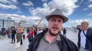 Live aus Berlin: Demo "Deutschland steht auf für Frieden, Freiheit, Volksabstimmung"
