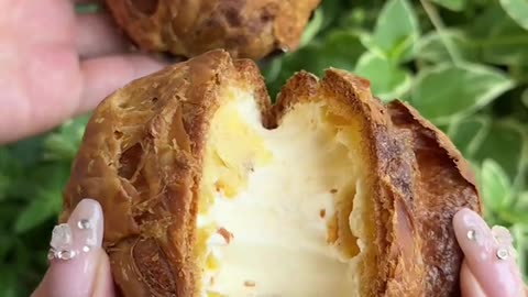 Making choux pies
