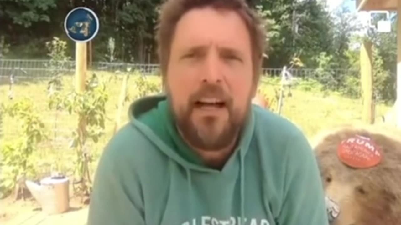 Owen Benjamin short clip of Flat Earth and Gods Creation. Fantastic view !!!!!!!