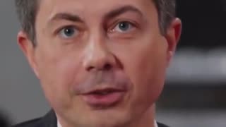 😱🔥 A Must-See Warning to All Americans! | FunFM