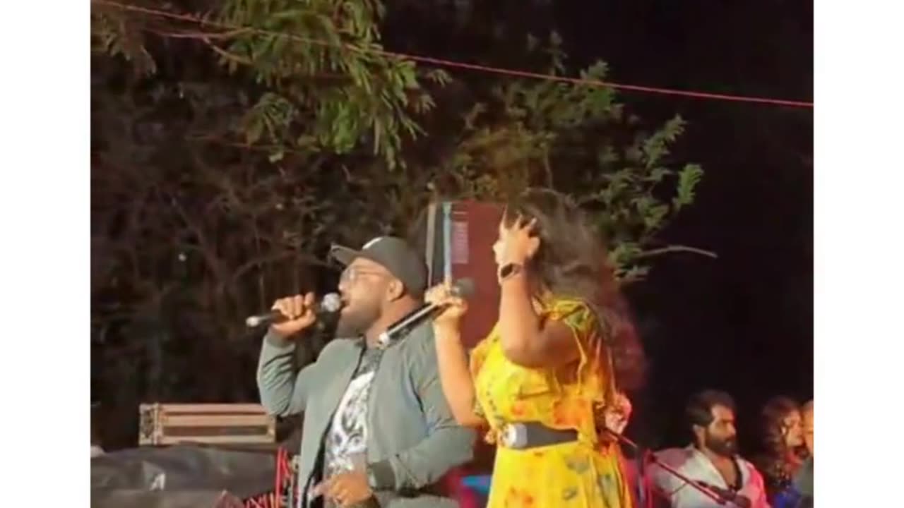 EXCLUSIVE: Mukkala Tamil Version | Vijay Live Groove
