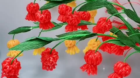 The Craft of Making Paper with Embedded Natural Elements