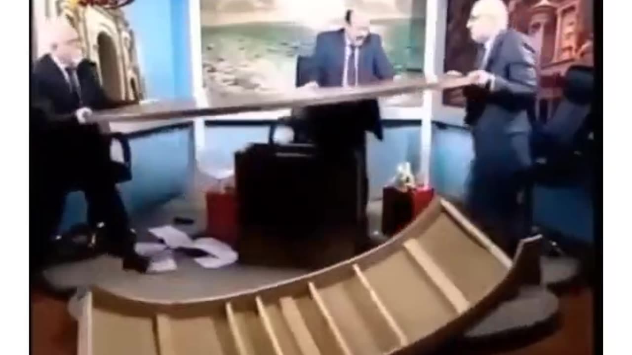 Konfederacja przewraca stolik