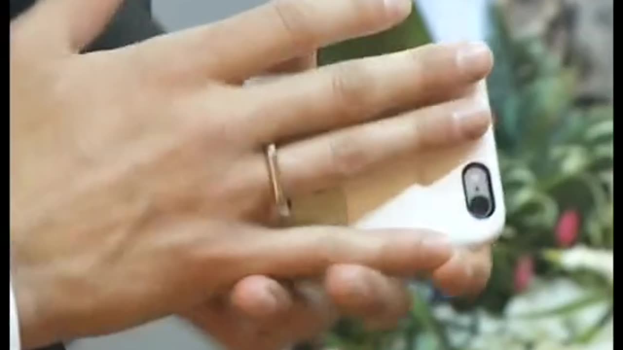 PEOPLE WHO HAVE MARRIED {OBJECT}