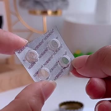 3_Easy_way_to_make_your_own_stickers_😍✨#shorts_#diy_#art_#muktaartandcraft_#ys