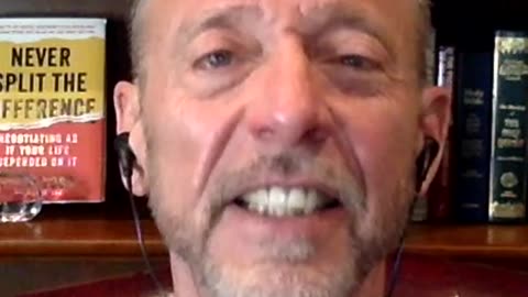 Never Split The Difference: A Sales Game Changer #chrisvoss #podcast