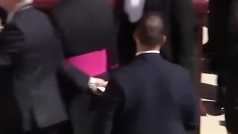President Trump arrives in St. Peter's Square