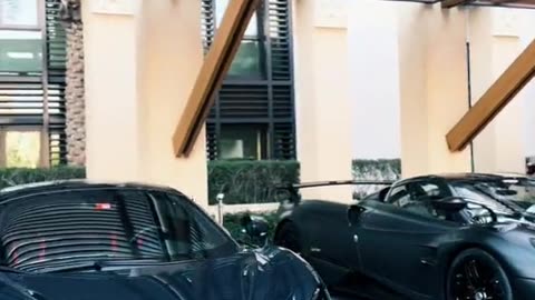 👀💥 The Most STUNNING Bugatti Chiron Exterior Design! | LuxuryCarsNation