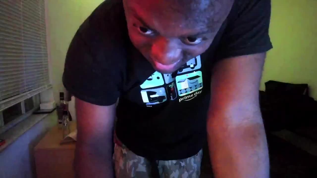 Jayjeezy96 vibing to Inergee by Rio Da Yung Og & RMC Mike