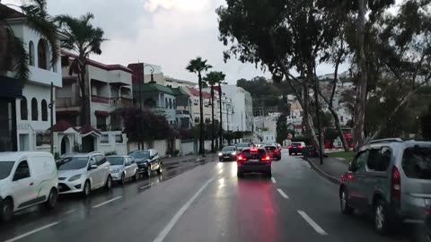 أجواء طنجة هذا اليوم زخات من المطر والبركات 14 11 2025 Morocco Tangier