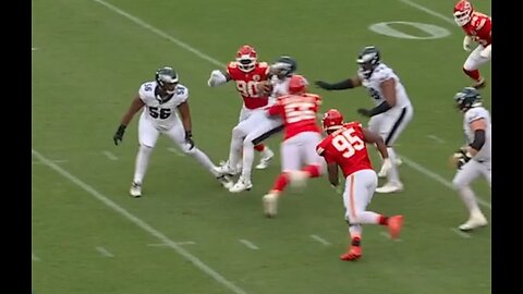 Omarr Norman-Lott legally body slams Jalen Hurts for a sack