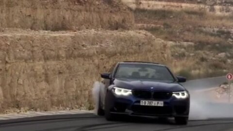 BMW F90 rolling burnout