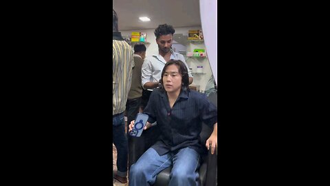 बच्चो वाला हेयरकट कर दो