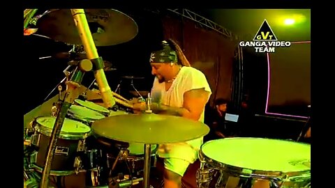 Kawiyak wi tholpethi matha # කවියක් වී තොල්පෙති මත මුමුනන්න අසංක ප්‍රියමන්ත