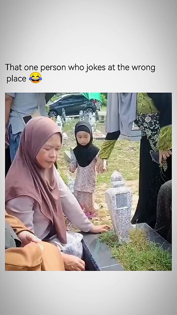 A wrong place 🤧🤣🤣🤣 sorry grandpa ..🤧😖