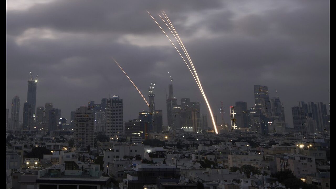 Iran Rains Down Fifth Missile Barrage on Israel, 'Millions' Running to Shelter