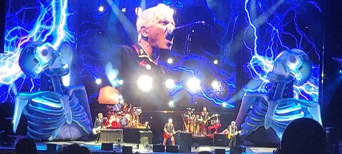 The Offspring Crazy Train LIVE 9-6-25 (Ode to Ozzy)