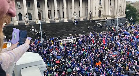 The media estimated the Melbourne March for Australia Rally at 5,000 to 10,000.