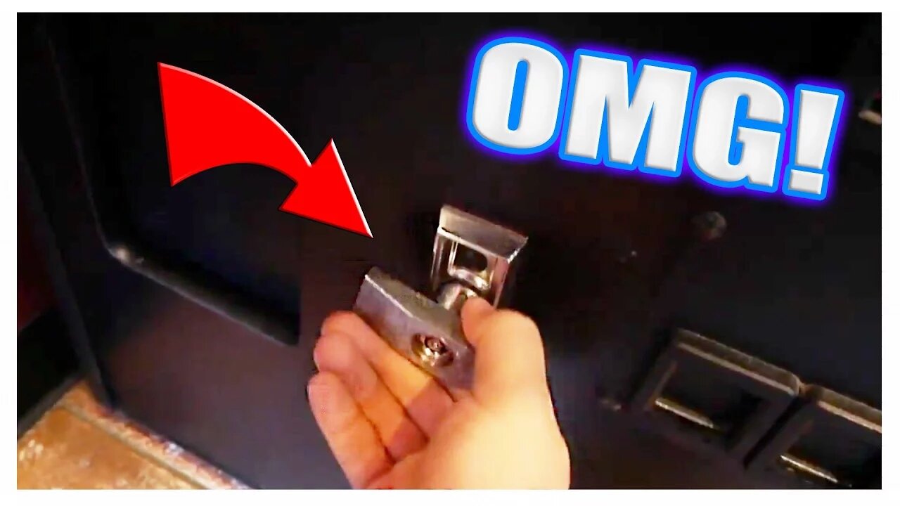 CLAW KICKER LEFT HIS MACHINE UNLOCKED!