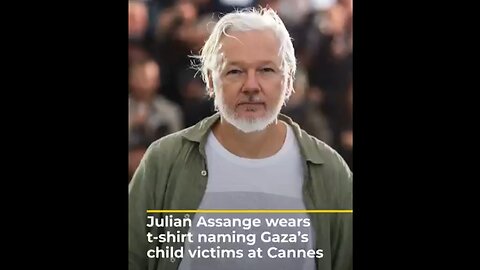 Julian Assange Wears Shirt Naming Gaza’s Child Victims