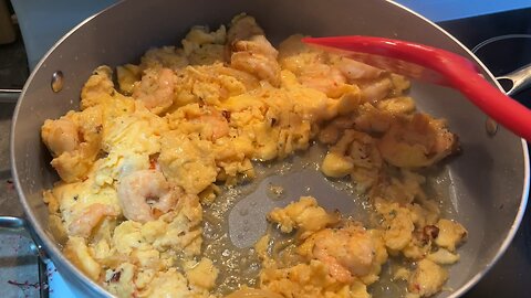 Cooking dinner 🥘