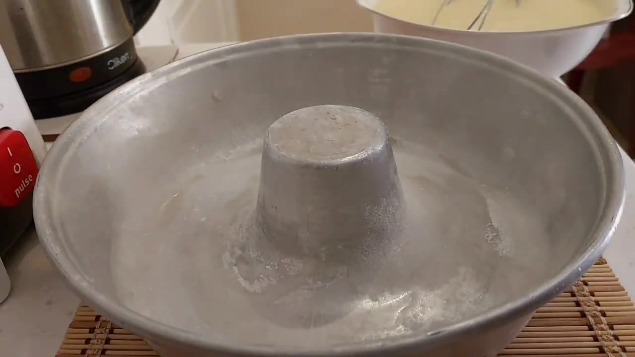 A Soft, No-Fail Sponge Cake, Just Using Simple Ingredients!