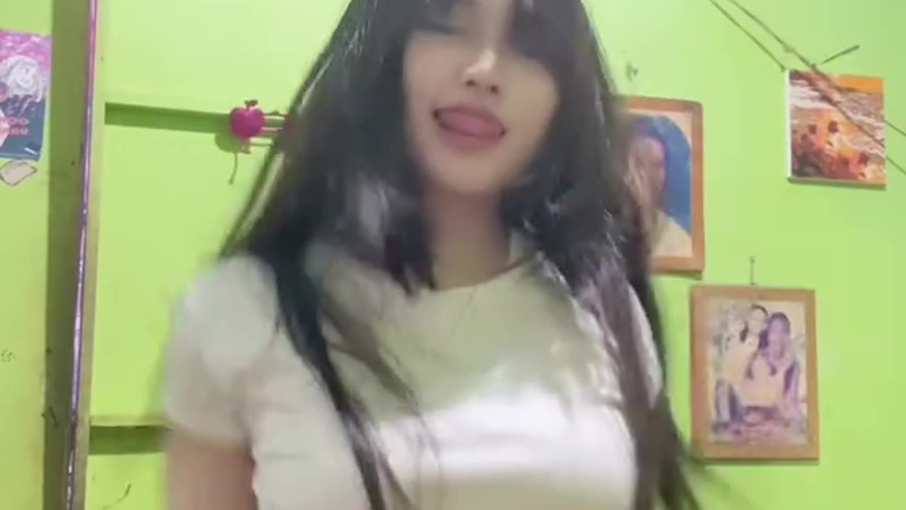 TRENDING SEXY DANCE
