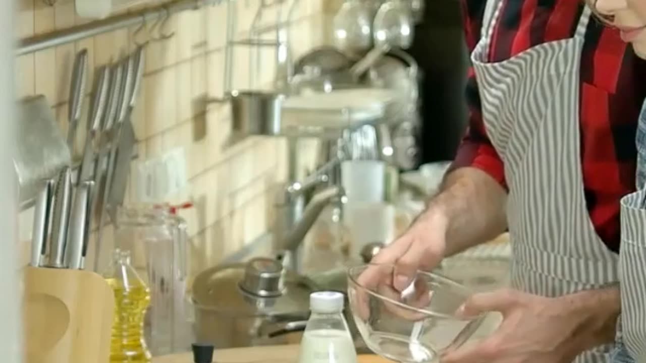 Eggshell Secrets: Smart Uses & Hacks for Your Kitchen