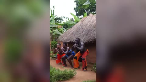 Traditional Power Workout – African Village Strength Routine 💪🔥