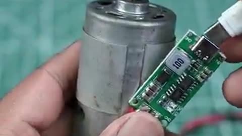 Trending: DC Motor Project | Type-C To 555 Motor Working #shors #dcmotor #motor